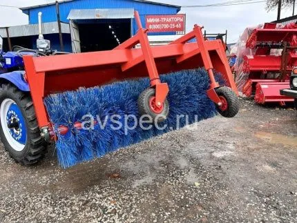 Коммунальная подметальная щетка