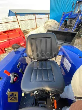 Трактор Lovol TE 244 HT с отвалом